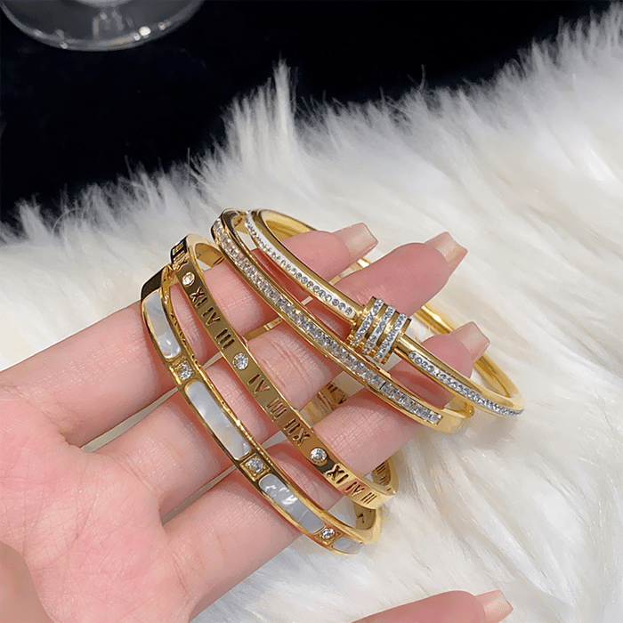4-Piece Elegant Stainless Steel Bracelet Set, Fashionable Classic Design