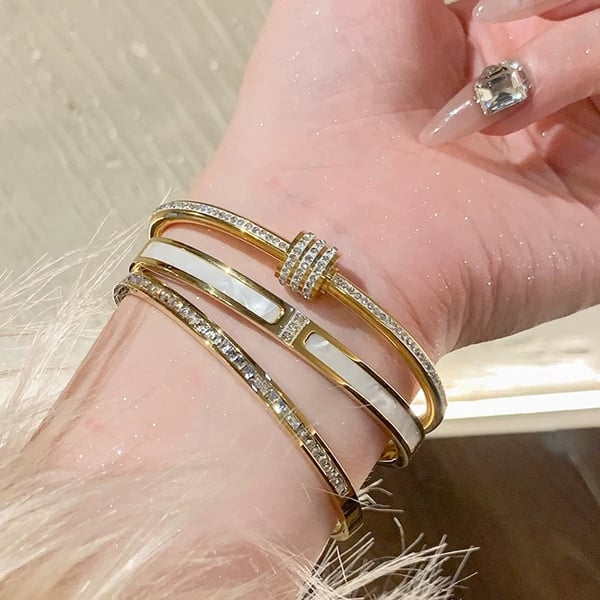 4-Piece Elegant Stainless Steel Bracelet Set, Fashionable Classic Design