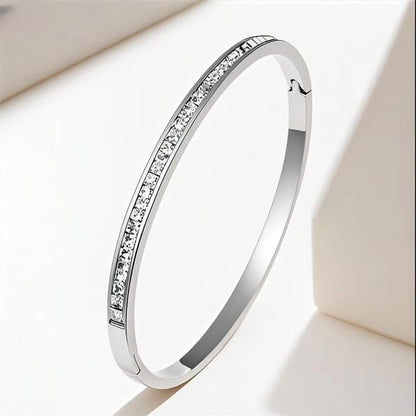 4-Piece Elegant Stainless Steel Bracelet Set, Fashionable Classic Design