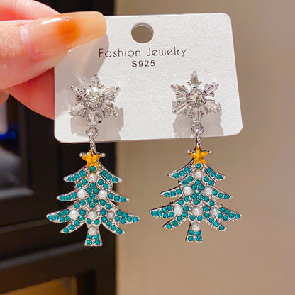 🎄 Christmas Sparkle Earrings — Light Up Your Holiday Style