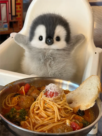 🐧Pippin - Lifelike Penguin Plush Toy - Your Adorable Arctic Companion