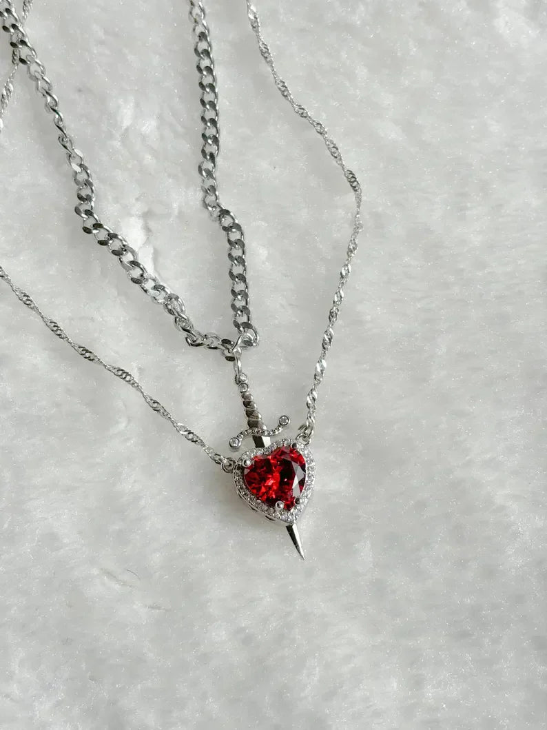 Dancing Heart Necklace ❤️