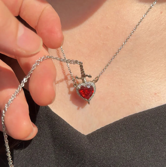 Dancing Heart Necklace ❤️